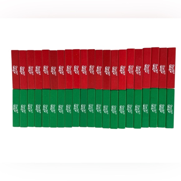 INCOMPLETE Jenga Holiday Edition 2011 Red Green HTF - 42 pieces. - Picture 10 of 11